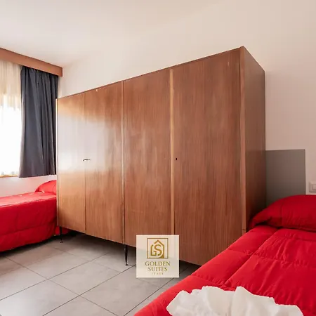 Aparthotel Capitol Palace *