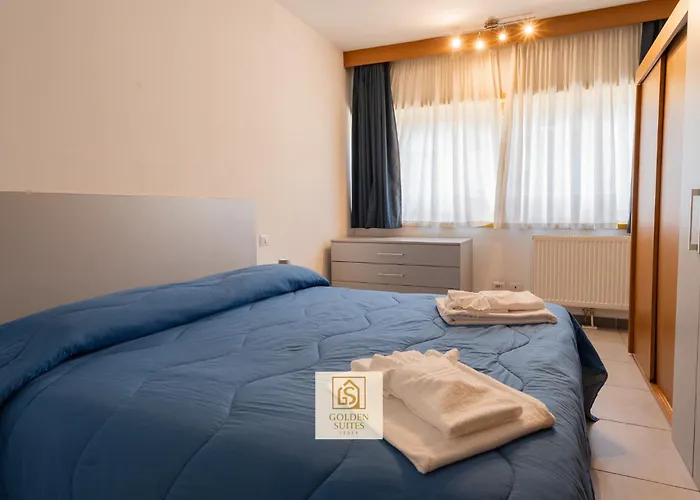 Capitol Palace מלון דירות טרנטו