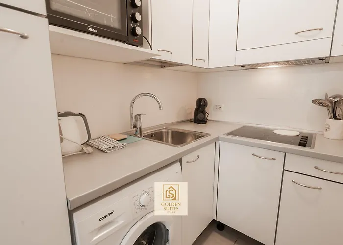 Capitol Palace מלון דירות