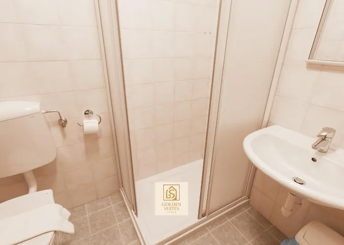 מלון דירות Capitol Palace