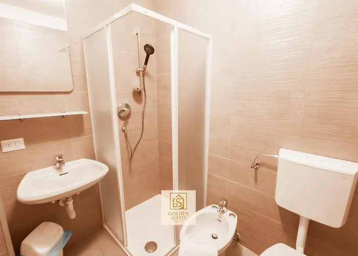 מלון דירות Capitol Palace *