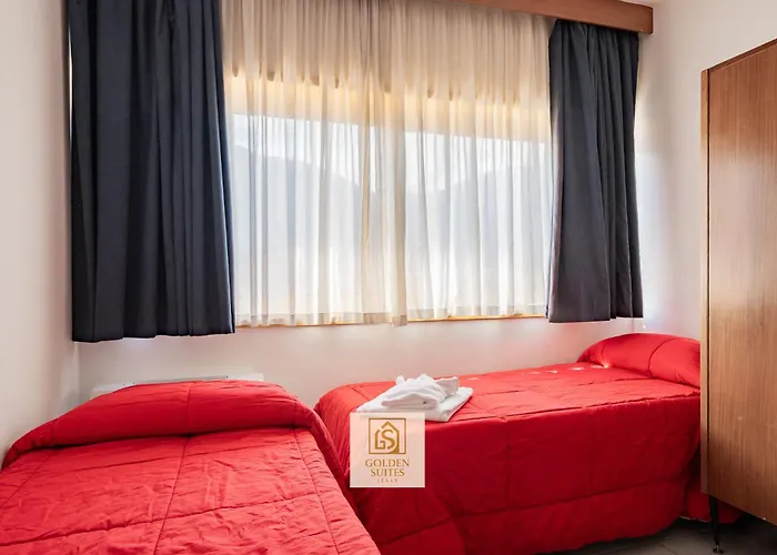 מלון דירות Capitol Palace *